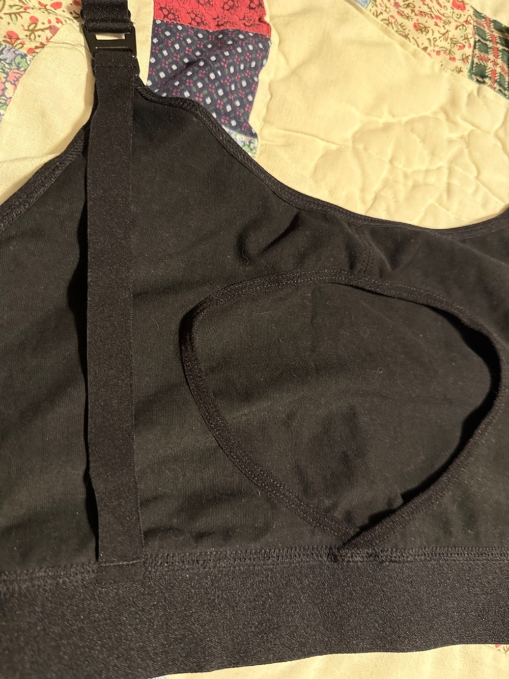 Momcozy Hands Free Pumping Bra, Nursing Bra size M black, adjustable straps NWOT - Picture 7 of 16